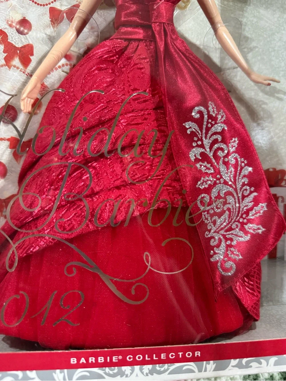 ✨ 2012 Holiday Barbie Doll Collector Edition NIB Never Removed Beautiful ✨